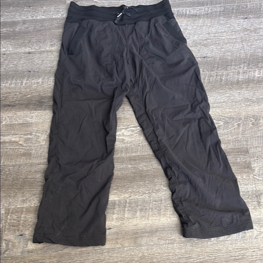 Women’s Lululemon black Dance Studio pants lined